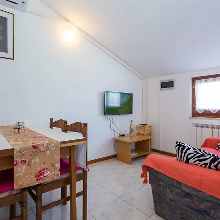 Elena Apartment Porec Exterior photo