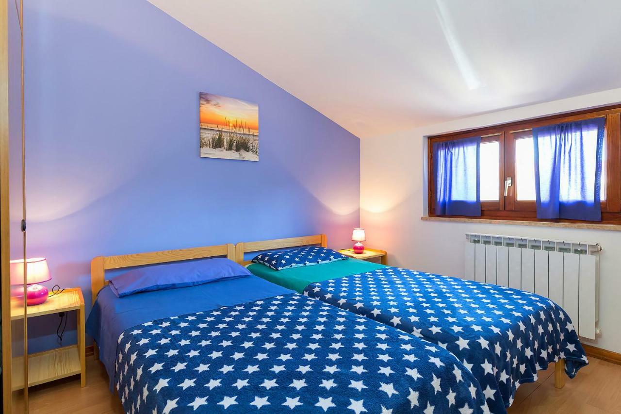Elena Apartament